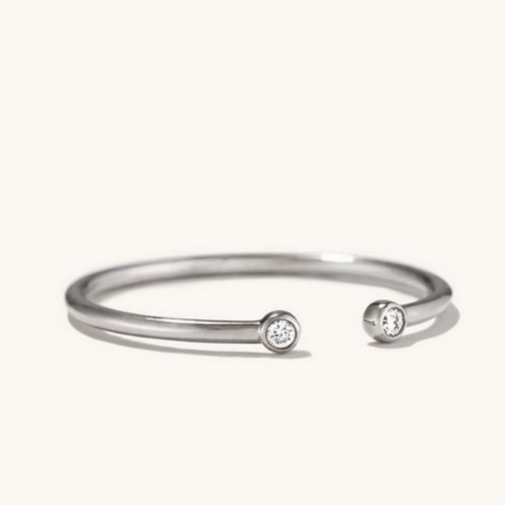 Mejuri 14k gold Diamonds Ring size 6